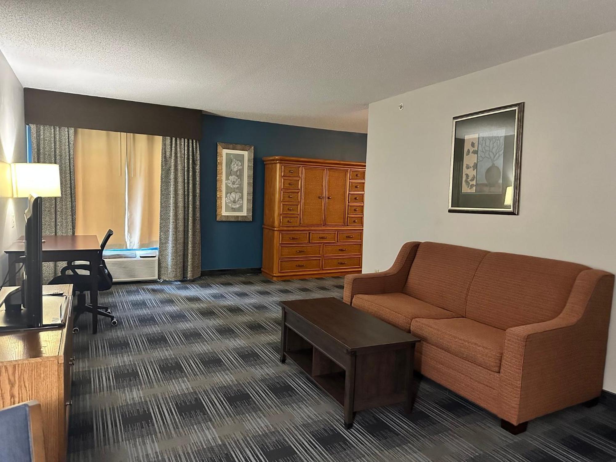 Holiday Inn Express And Suites Meriden By Ihg Exteriör bild