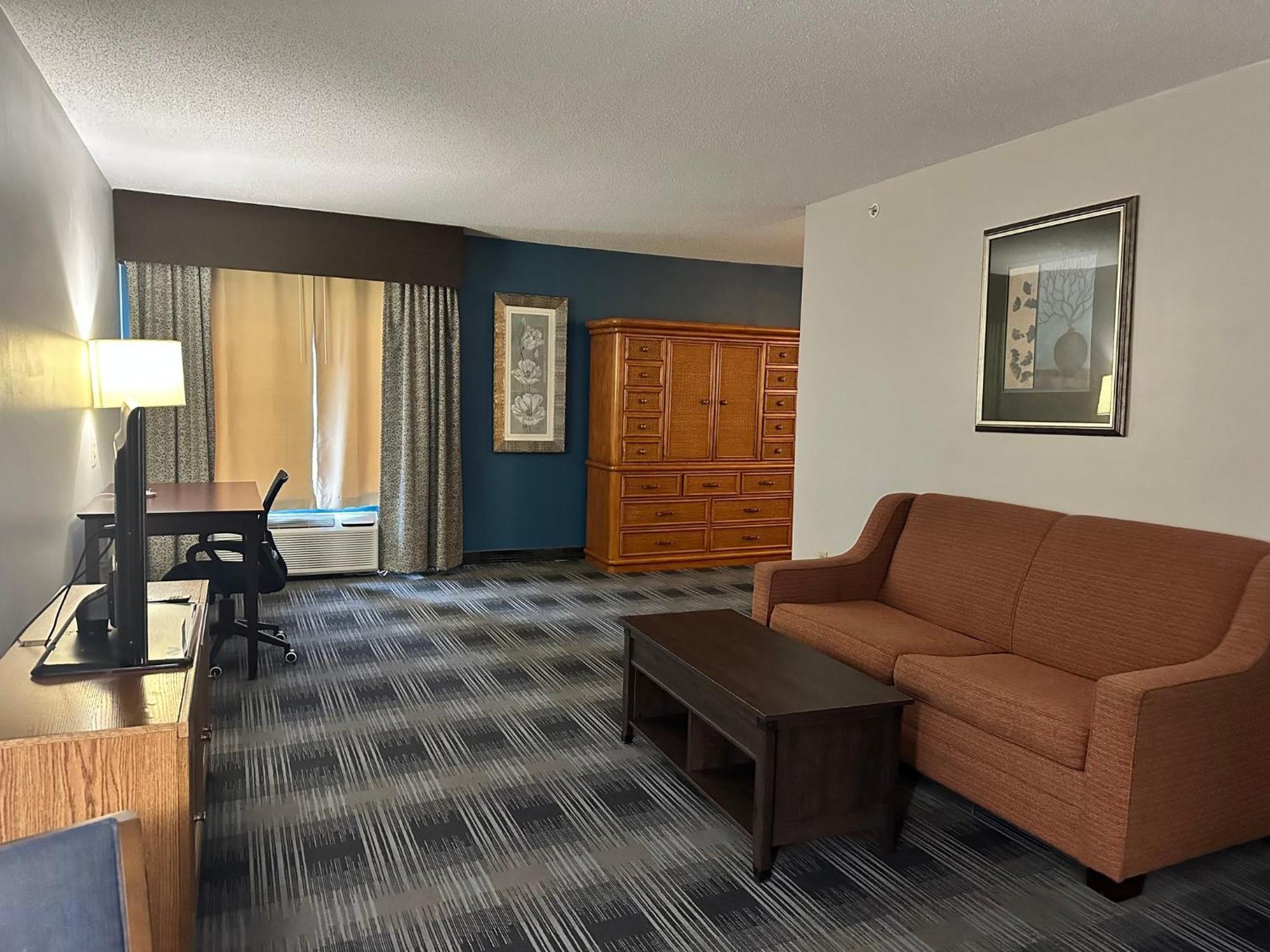 Holiday Inn Express And Suites Meriden By Ihg Exteriör bild